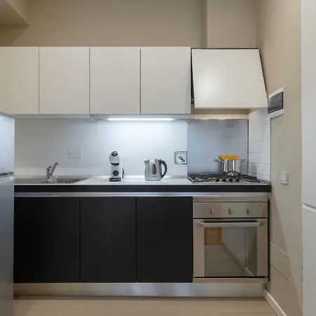 Rinascimento In Apartment *